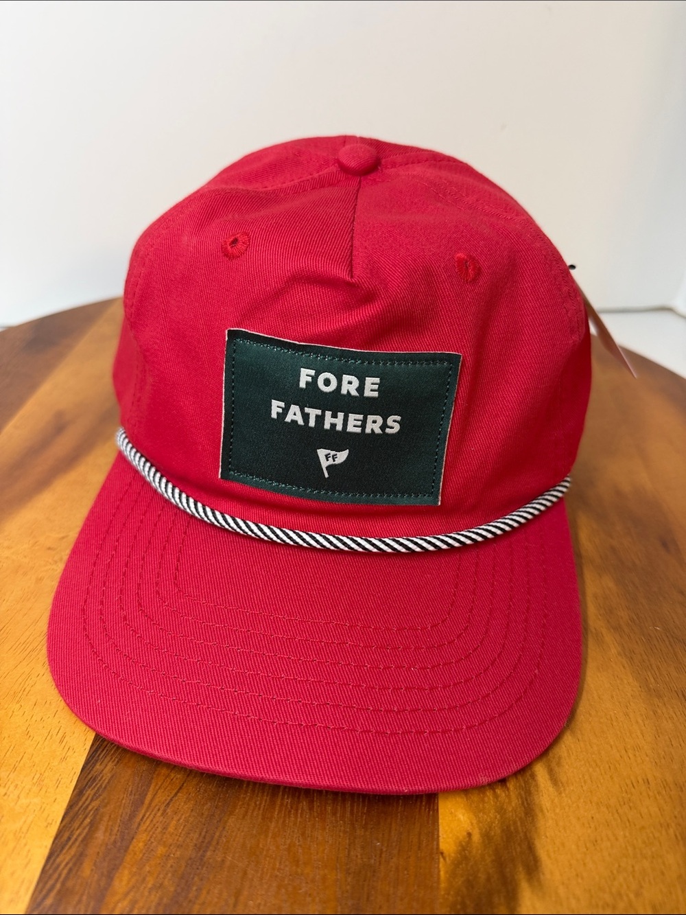 NWT Fore Fathers Red Dad Rope Hat, adjustable. Diapers Grass Grills on back